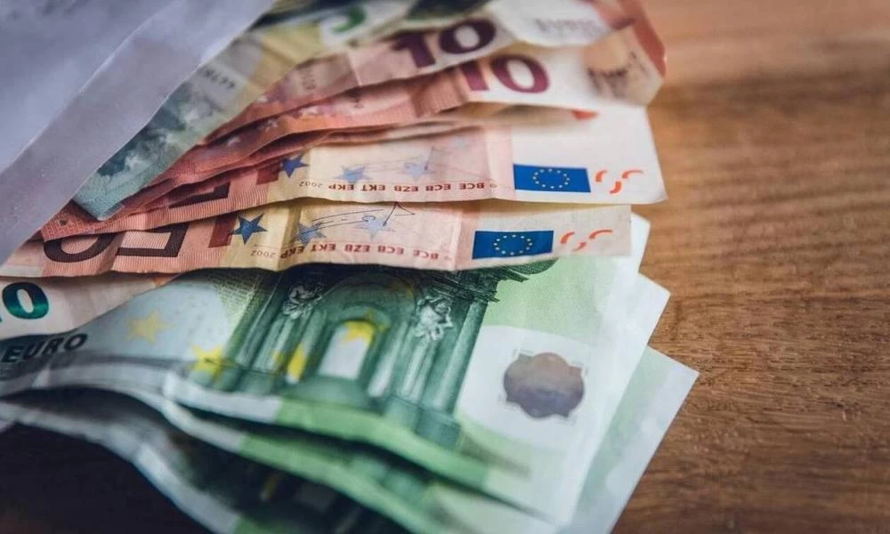 Ε9: Επεκτείνεται η αναστολή προστίμων-Μείωση φόρου στα τυχερά παιχνίδια